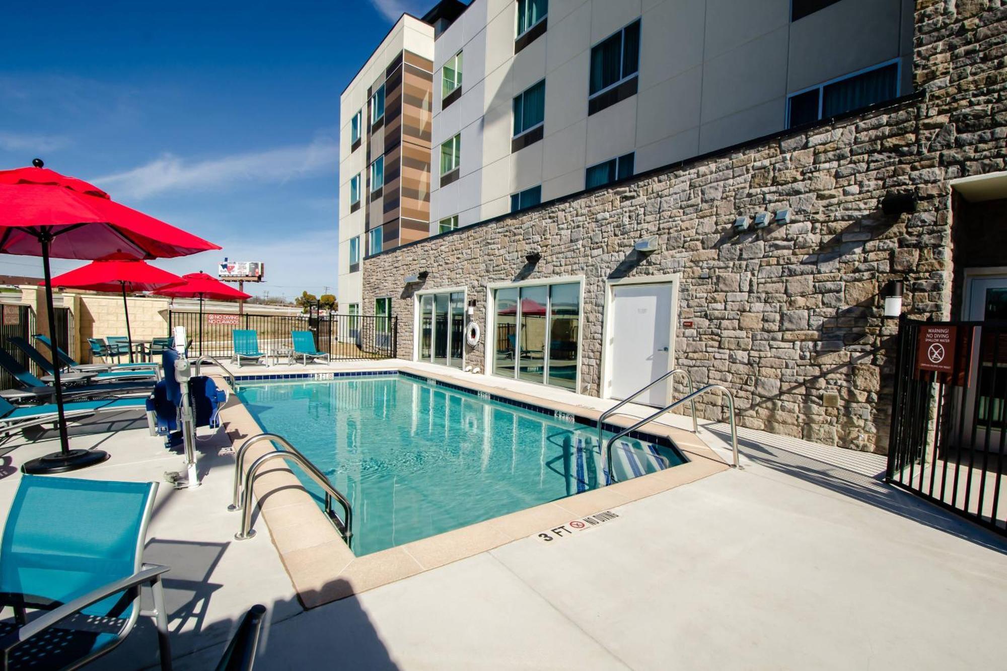 Towneplace Suites By Marriott Темпъл Екстериор снимка